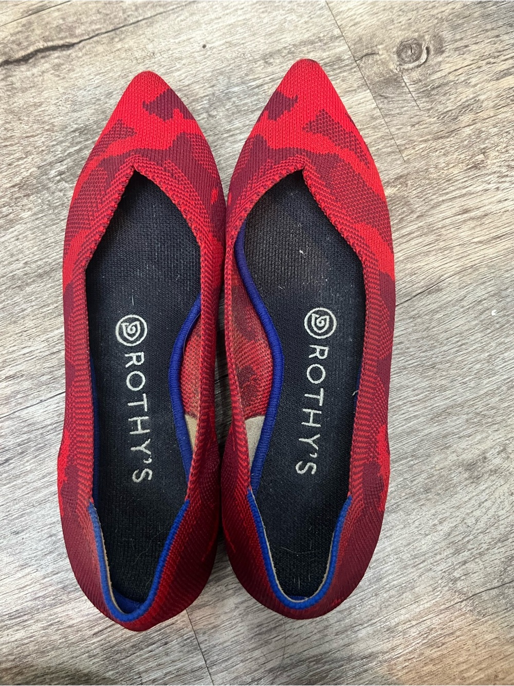 Rothy's Red camo Pointed Knit Flats size 6.5